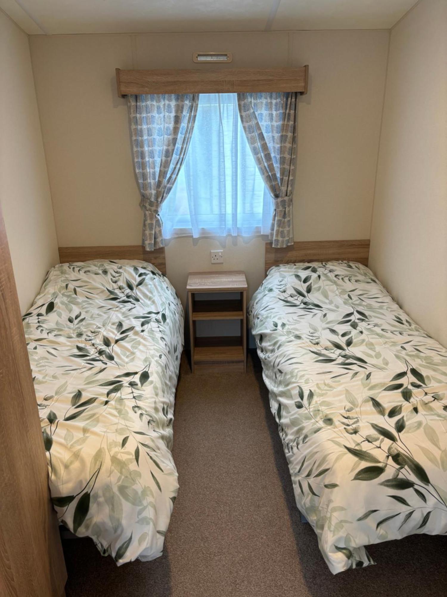Billing Aquadrome Luxury Static Caravan Нортхамптън Екстериор снимка